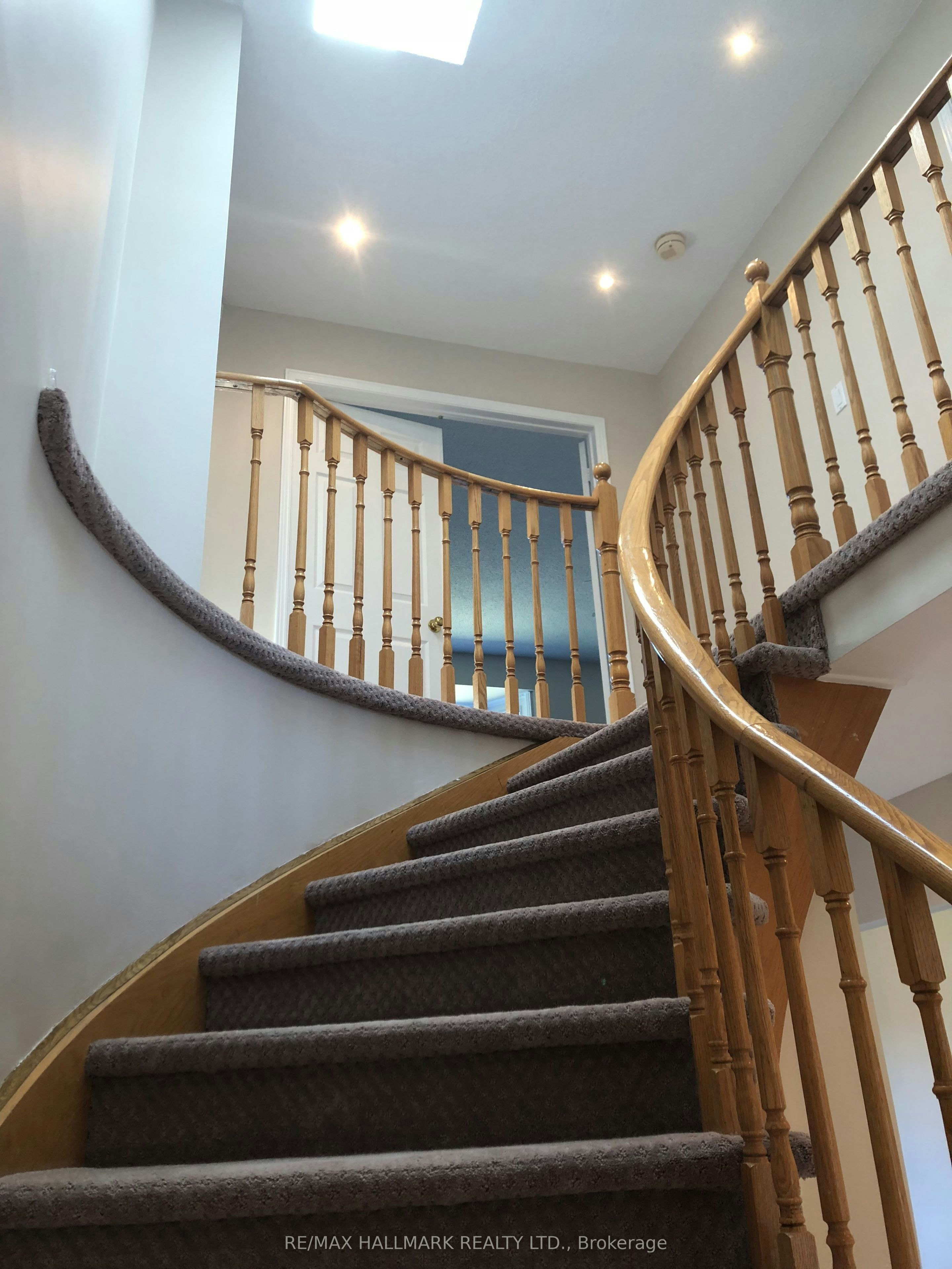 788 York Hill Boulevard, Vaughan, ON, L4J 5H4 - 5
