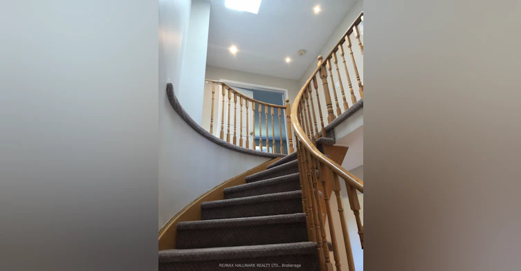 788 York Hill Boulevard, Vaughan, ON, L4J 5H4 - 5