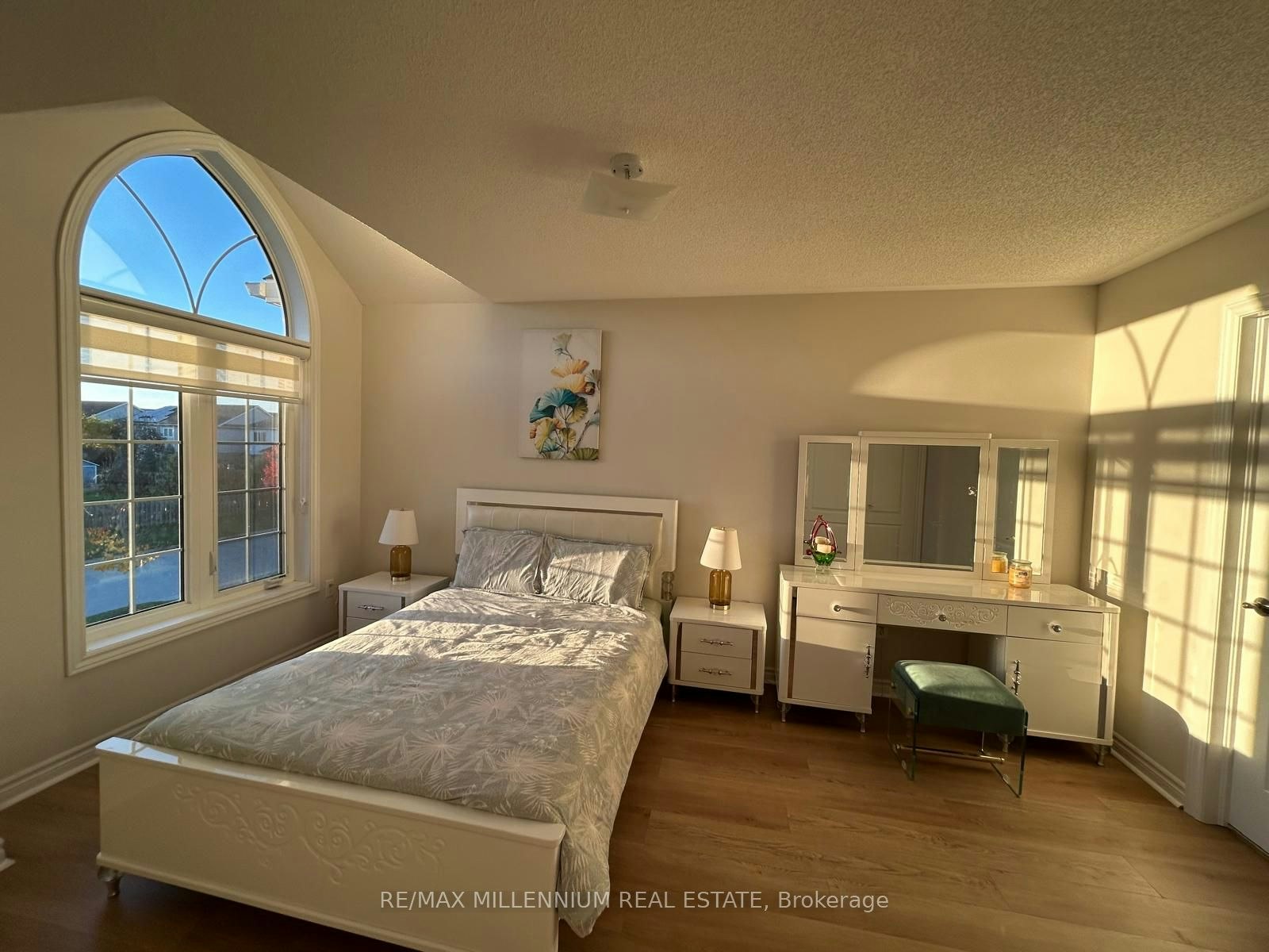 77 Collier Crescent, Essa, ON, L3W 0M6 - 7
