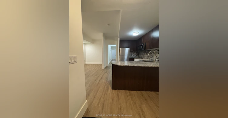 701-5289 Hwy 7 Street E, Vaughan, ON, L4L 0J1 - 10