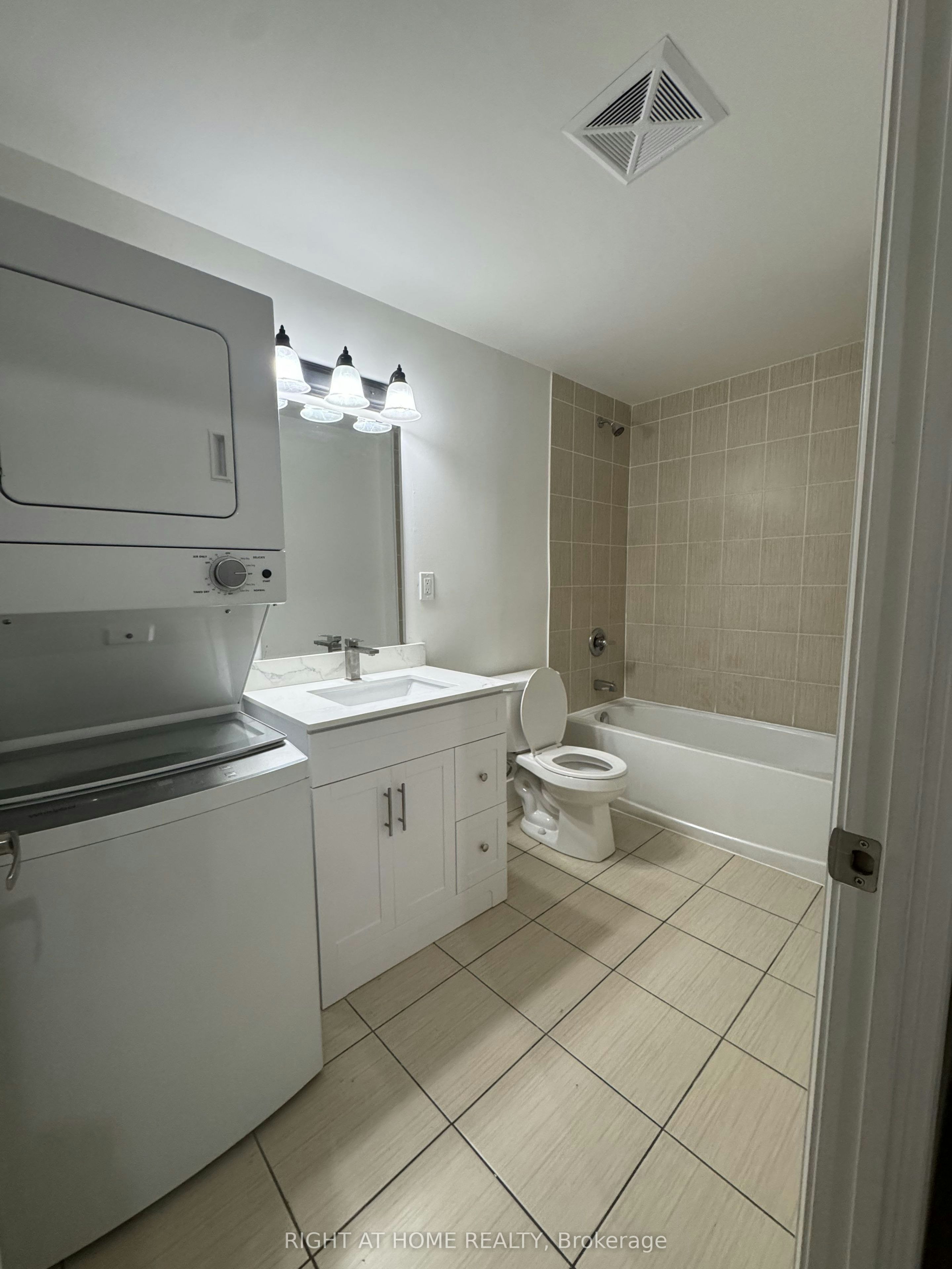701-5289 Hwy 7 Street E, Vaughan, ON, L4L 0J1 - 9