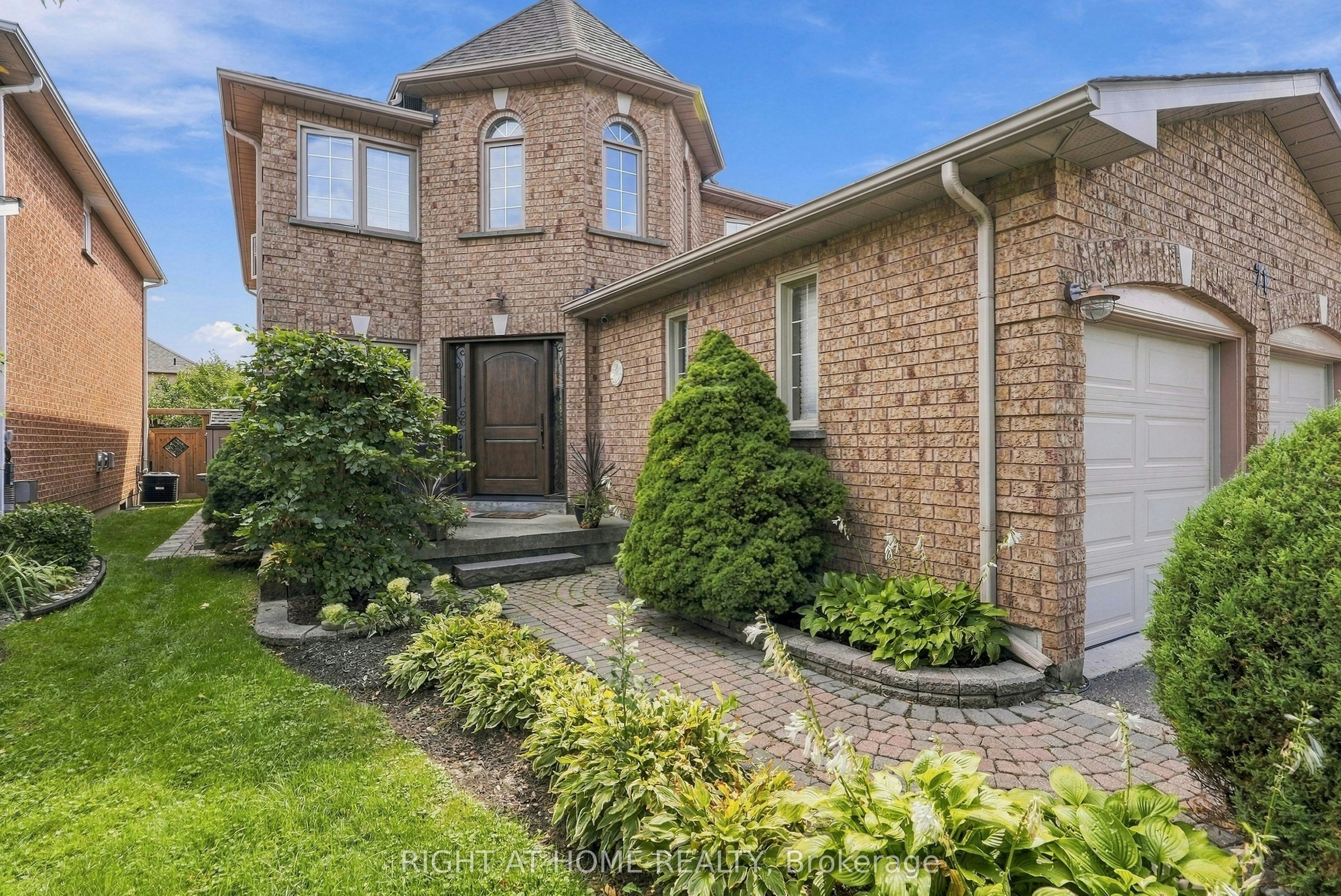 71 Veneto Drive, Vaughan, ON, L4L 8X5