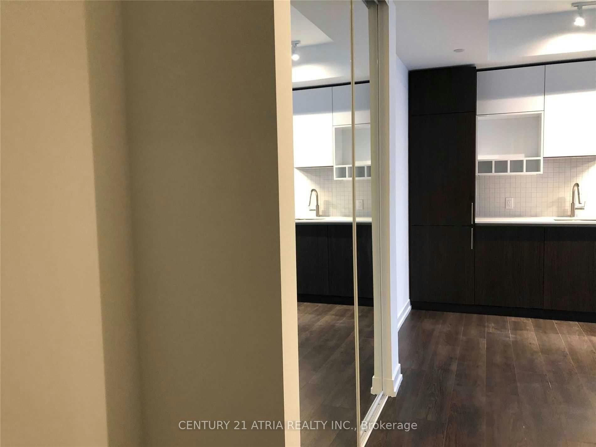 5811-5 Buttermill Avenue, Vaughan, ON, L4K 0J5 - 4