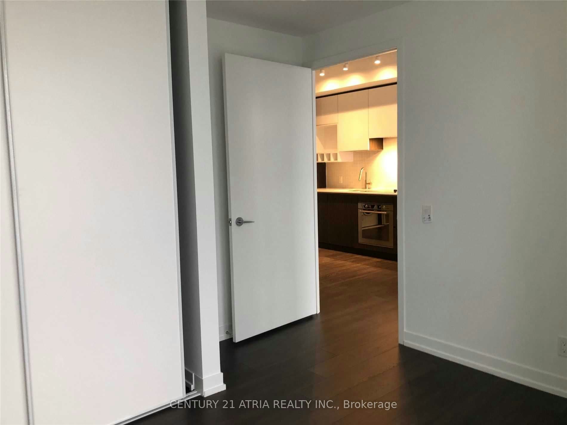5811-5 Buttermill Avenue, Vaughan, ON, L4K 0J5 - 9