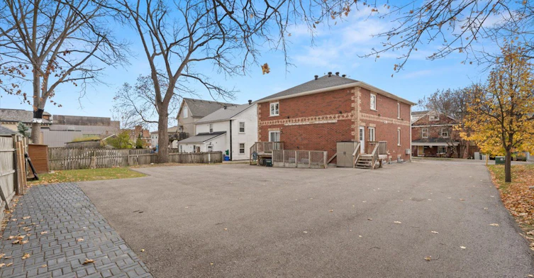 # 3-443 Timothy Street, Newmarket, ON, L3Y 1P7 - 16