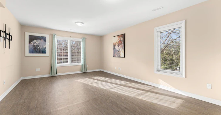 # 3-443 Timothy Street, Newmarket, ON, L3Y 1P7 - 6