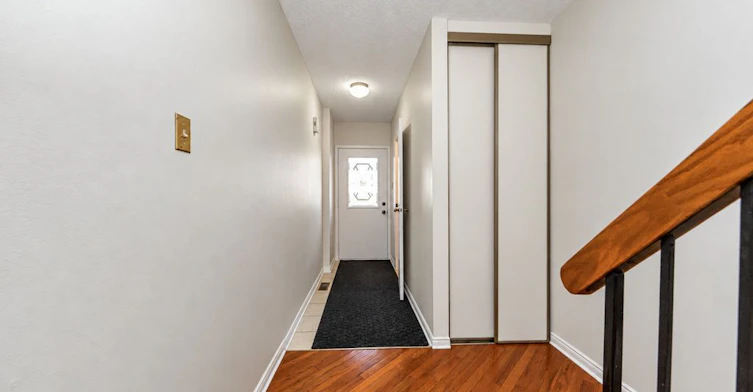 45 Augusta Court, Markham, ON, L3T 7K5 - 2