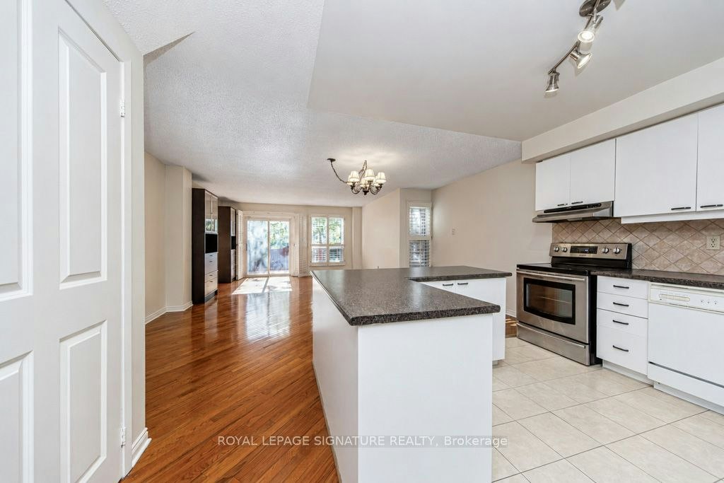 45 Augusta Court, Markham, ON, L3T 7K5 - 4