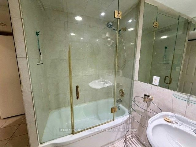 Lower Level-15500 Leslie Street, Aurora, ON, L4G 7C4 - 14