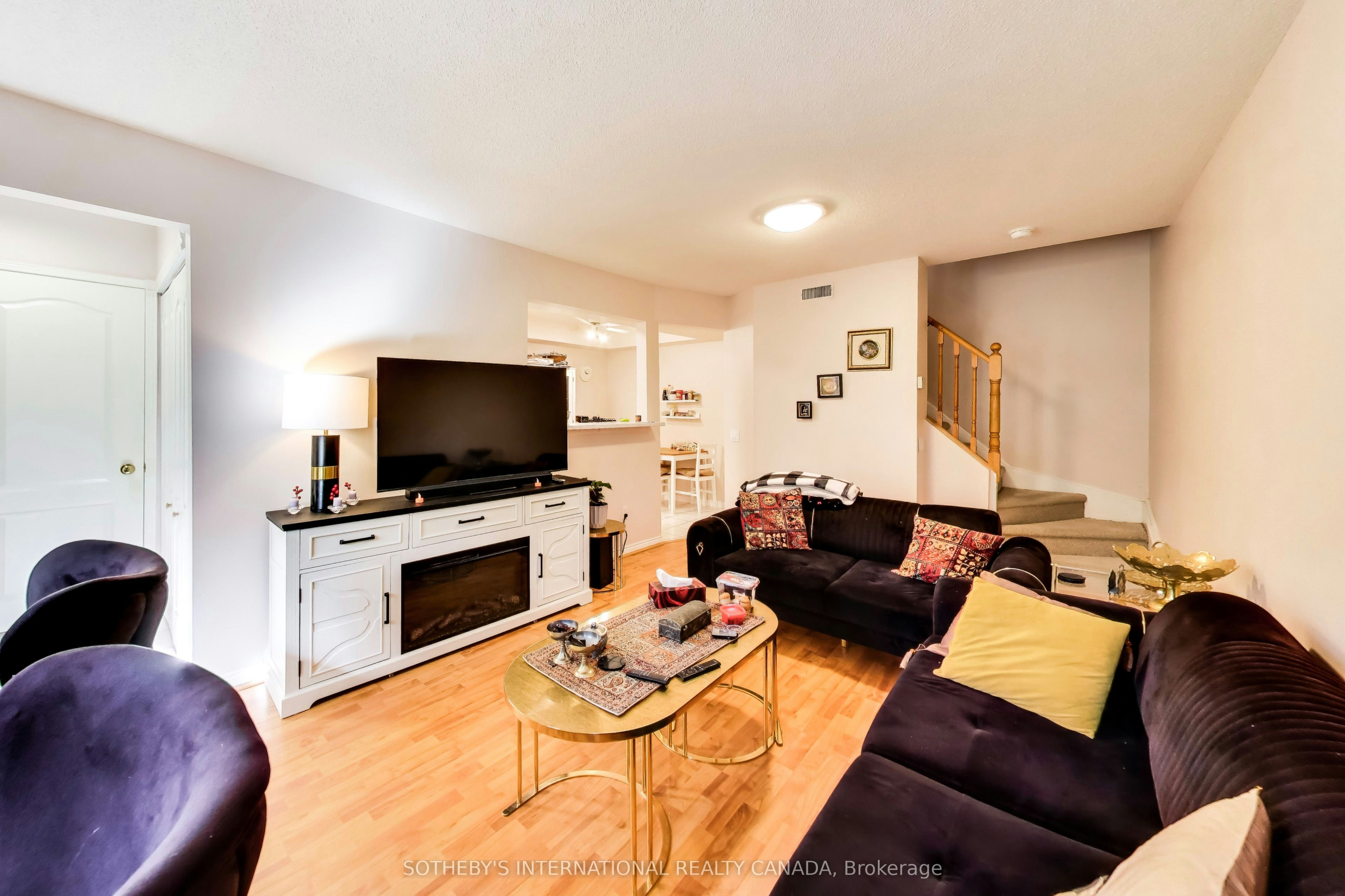 714-900 Steeles Avenue W, Vaughan, ON, L4J 8C2 - 4