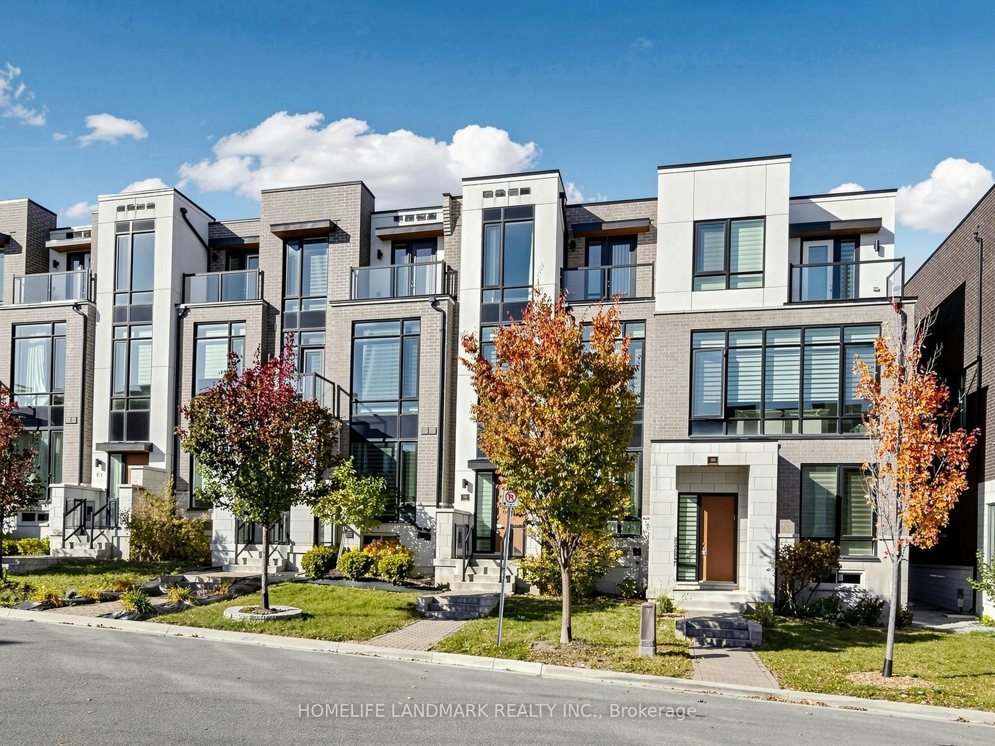 38 Aylin Crescent, Vaughan, ON, L6A 4Z8