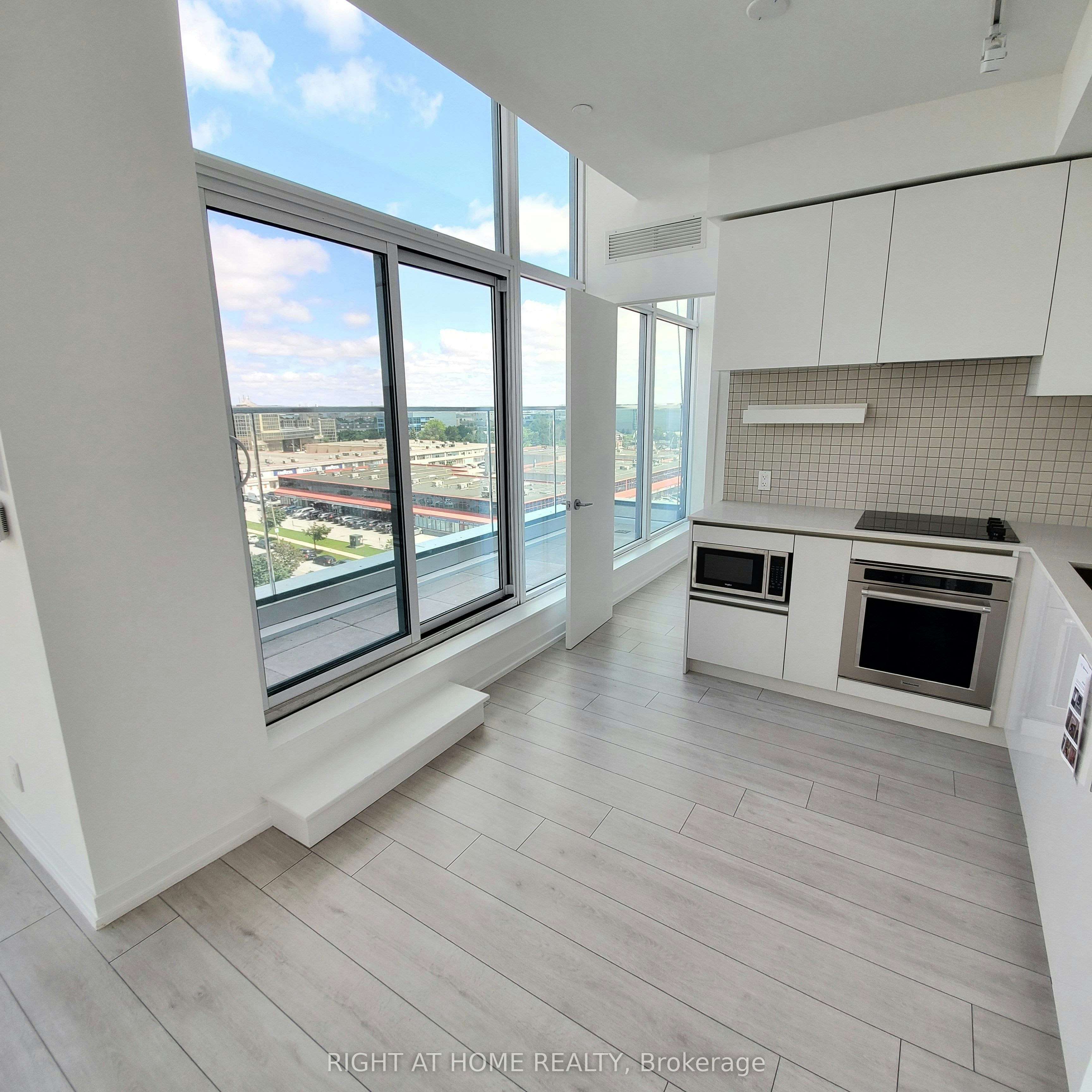 808-950 Portage Parkway, Vaughan, ON, L4K 0J7 - 6