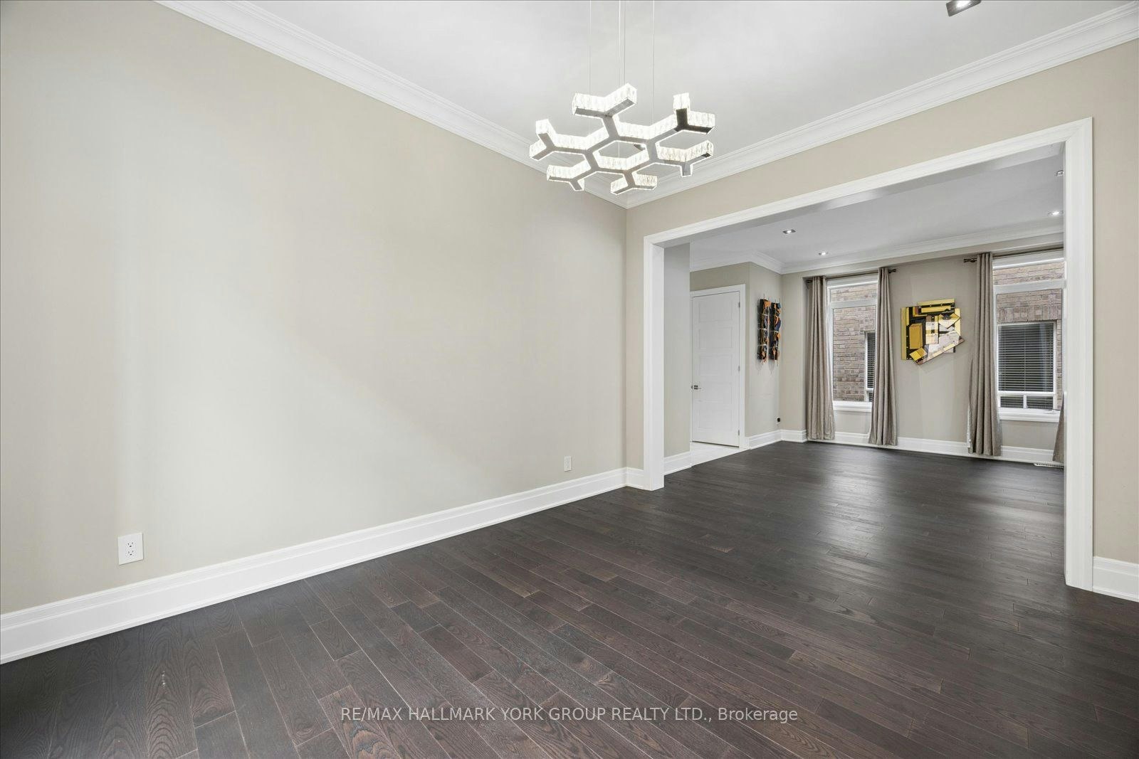 19 Lampkin Street, Georgina, ON, L0E 1R0 - 10