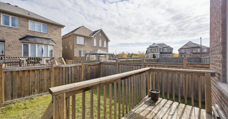 19 Lampkin Street, Georgina, ON, L0E 1R0 - 39