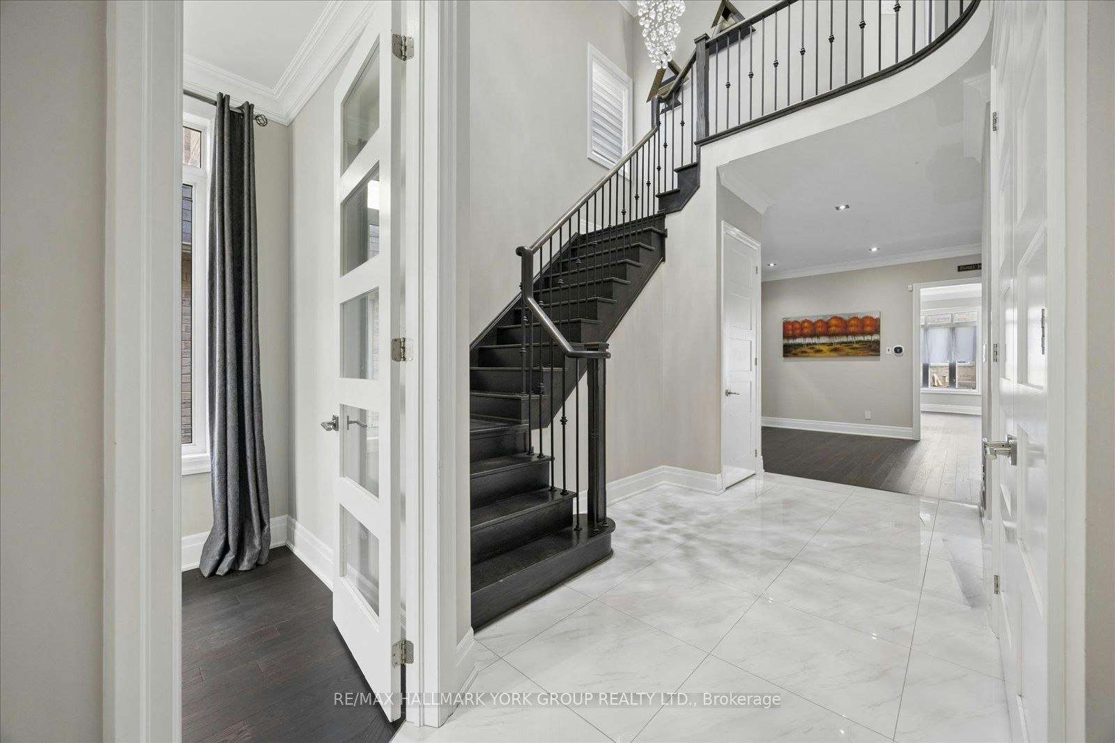 19 Lampkin Street, Georgina, ON, L0E 1R0 - 5