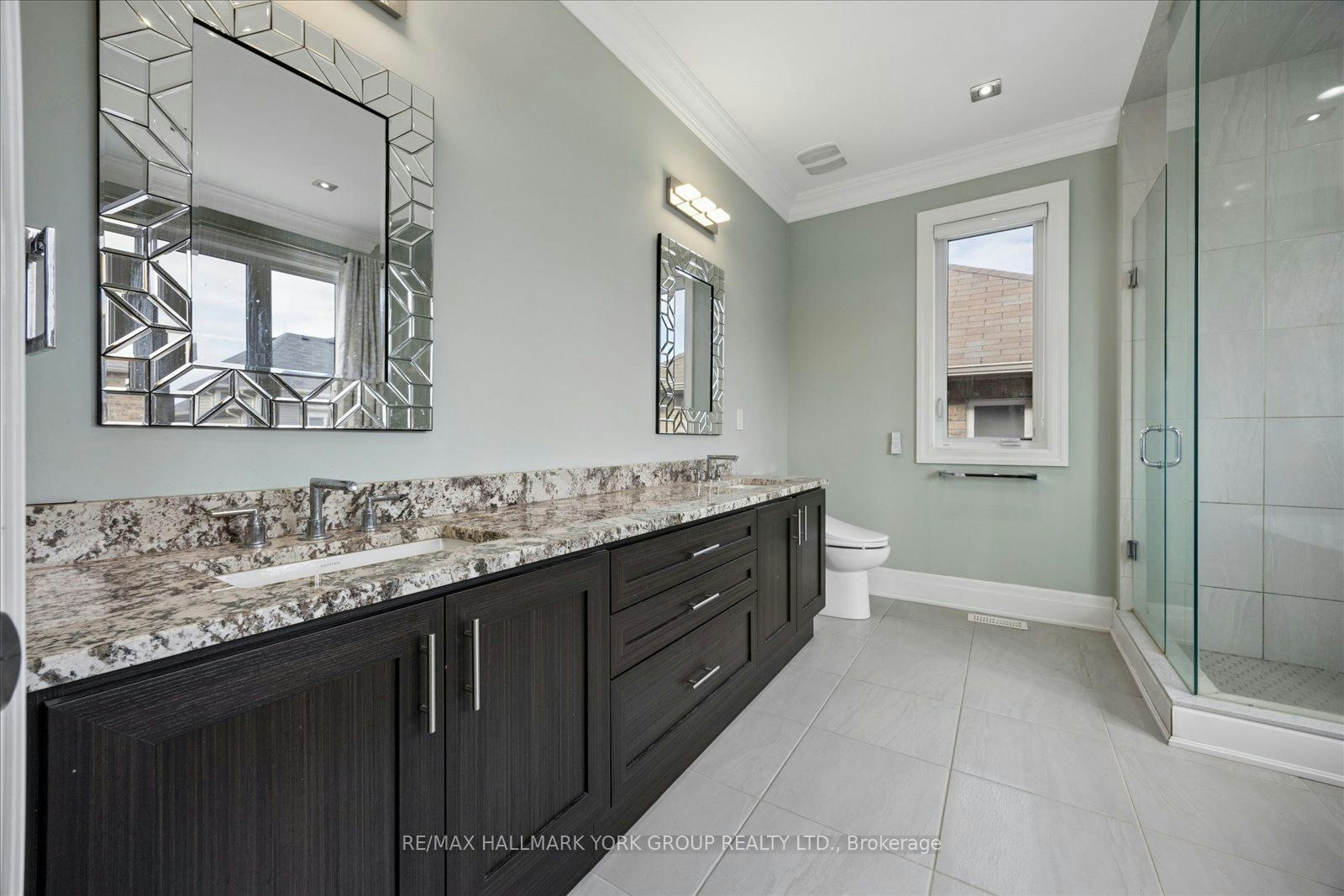 19 Lampkin Street, Georgina, ON, L0E 1R0 - 29