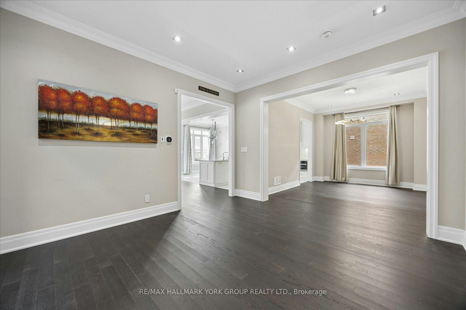 19 Lampkin Street, Georgina, ON, L0E 1R0 - 7