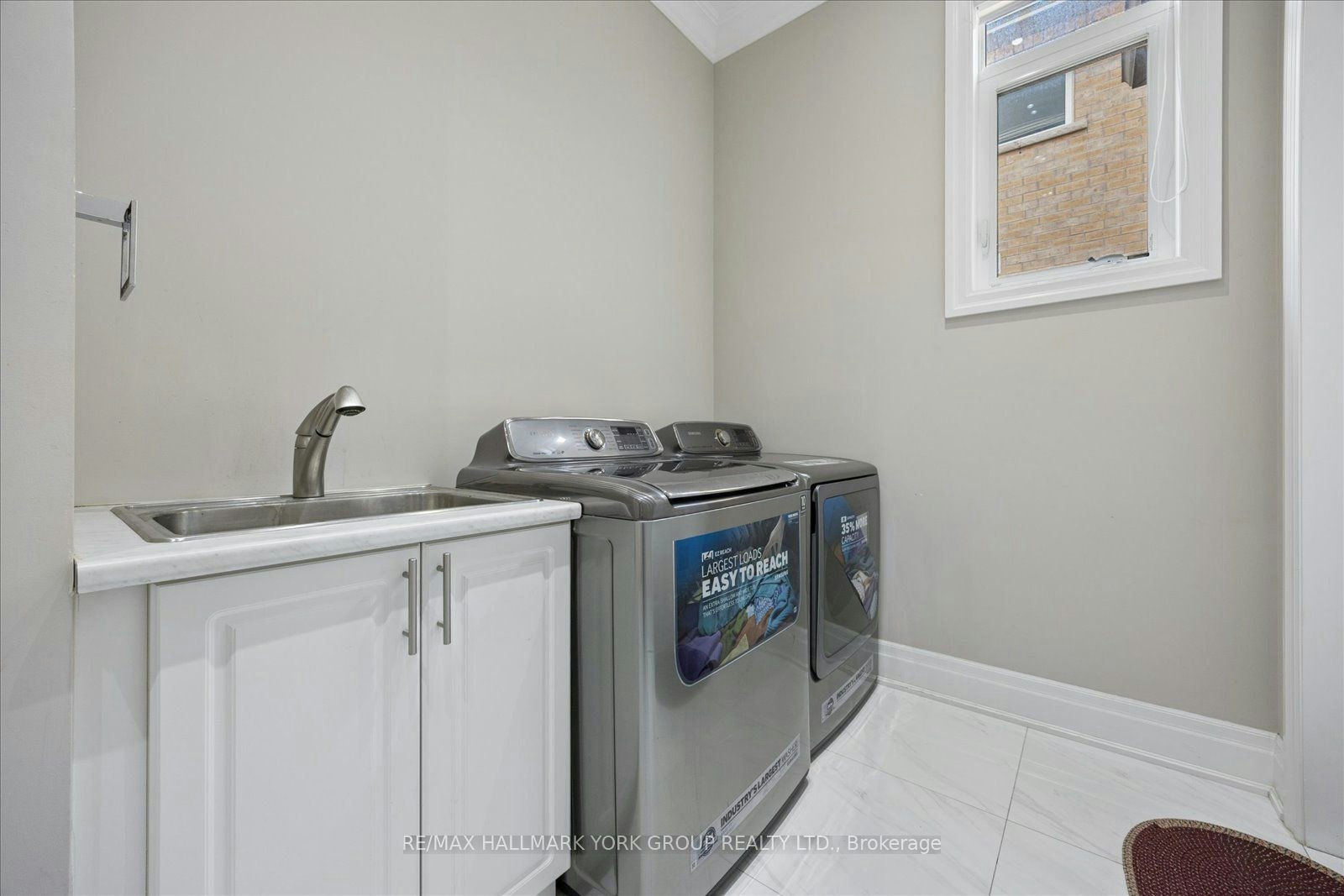19 Lampkin Street, Georgina, ON, L0E 1R0 - 23