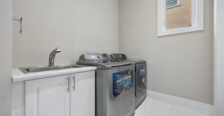 19 Lampkin Street, Georgina, ON, L0E 1R0 - 23
