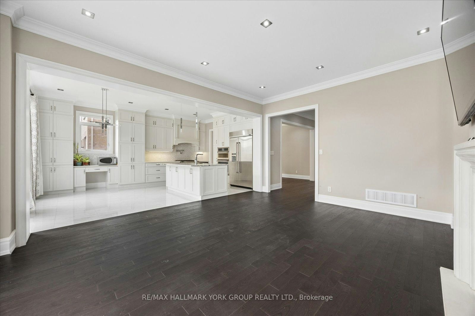 19 Lampkin Street, Georgina, ON, L0E 1R0 - 21
