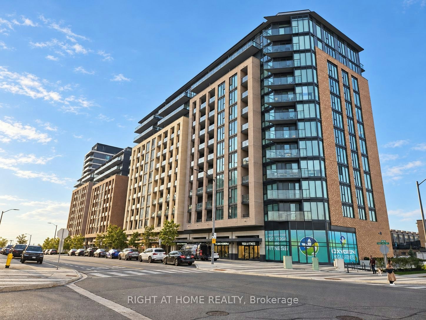 1008-100 Eagle Rock Way, Vaughan, ON, L6A 5B9