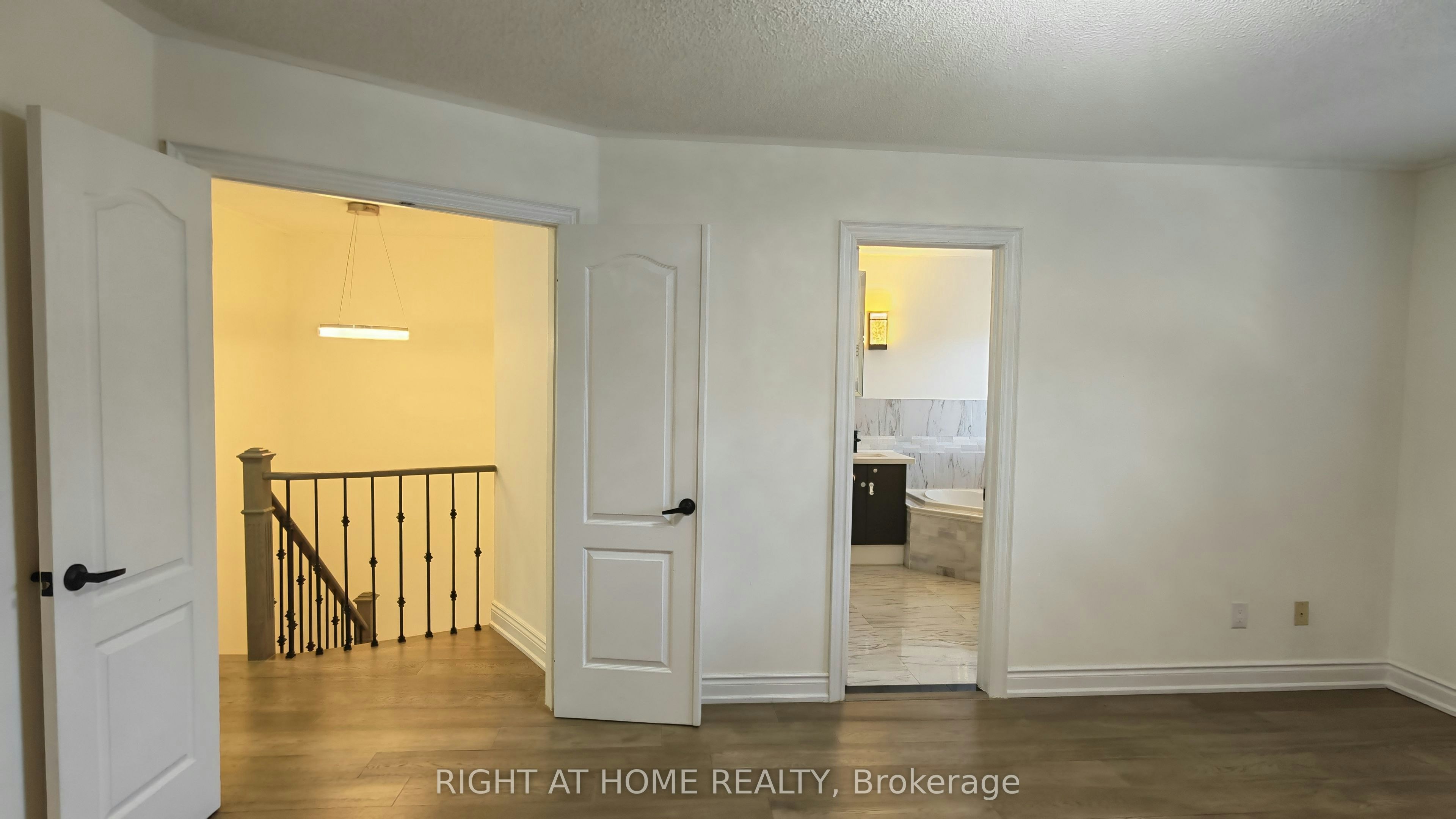 21 Russell Hill Road, Markham, ON, L6C 2L8 - 8
