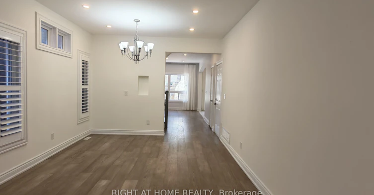21 Russell Hill Road, Markham, ON, L6C 2L8 - 3