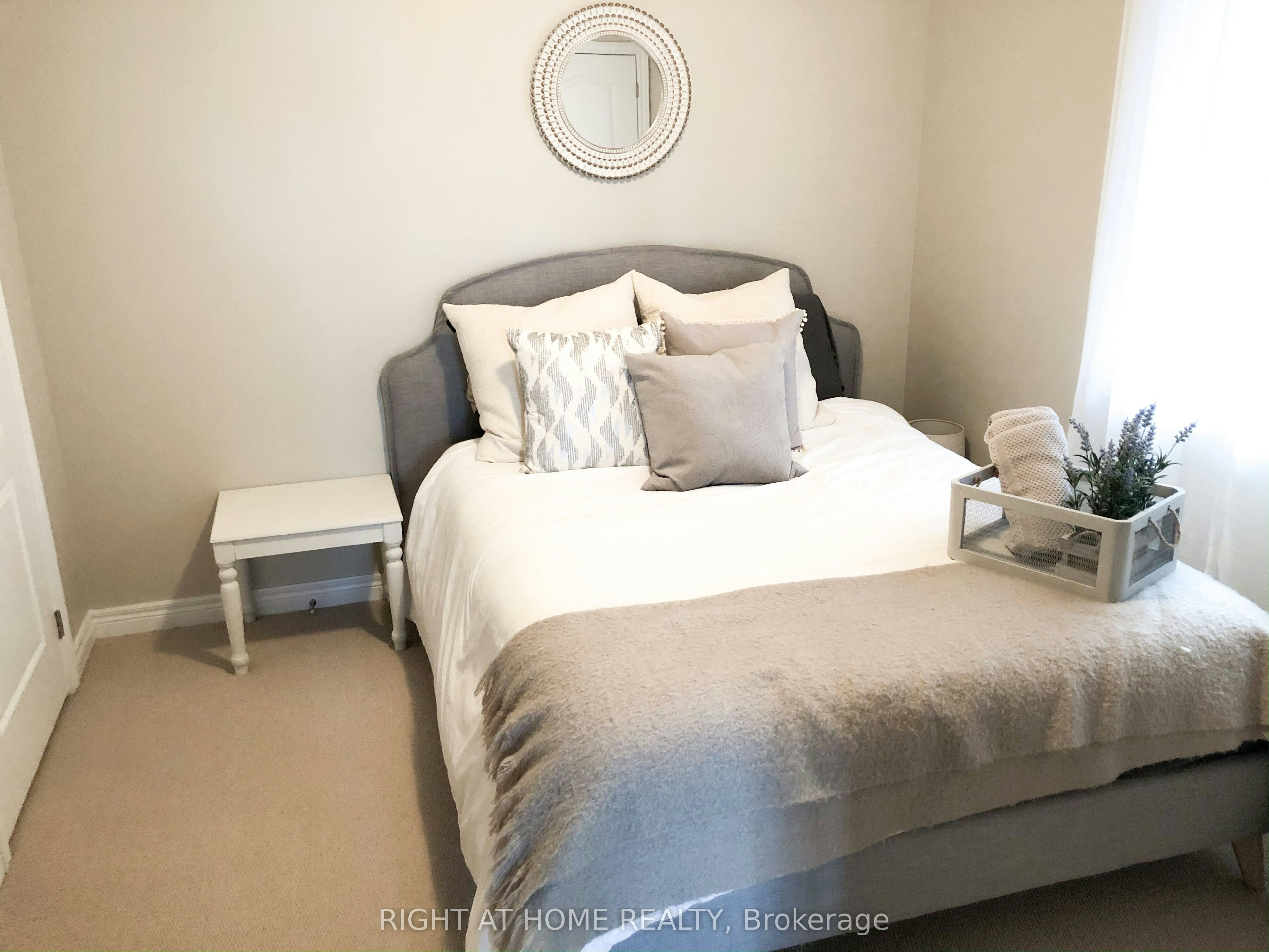 438 Kwapis Boulevard, Newmarket, ON, L3X 3K4 - 12