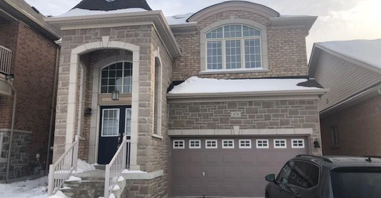 438 Kwapis Boulevard, Newmarket, ON, L3X 3K4