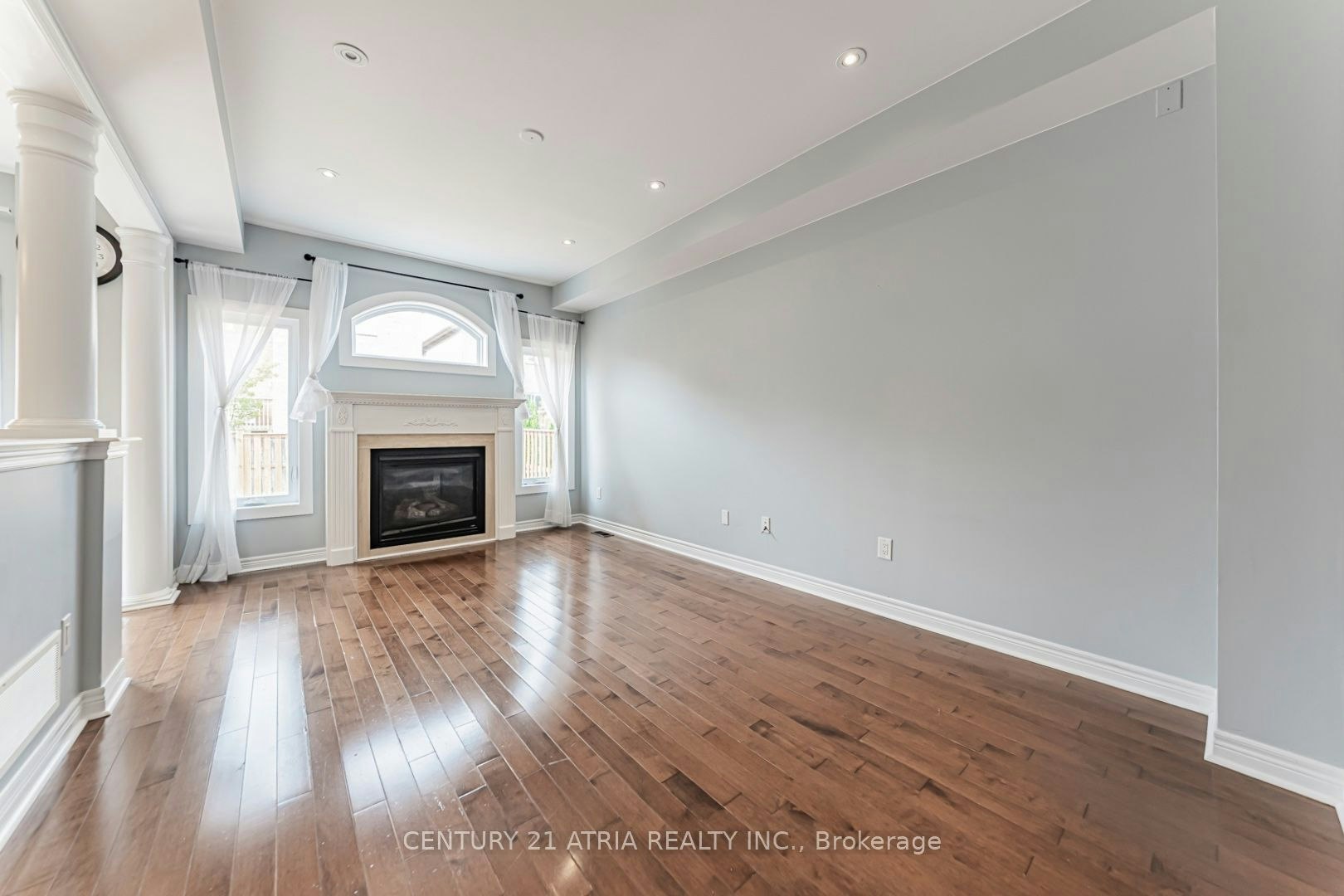 176 District Avenue, Vaughan, ON, L6A 0Y3 - 4