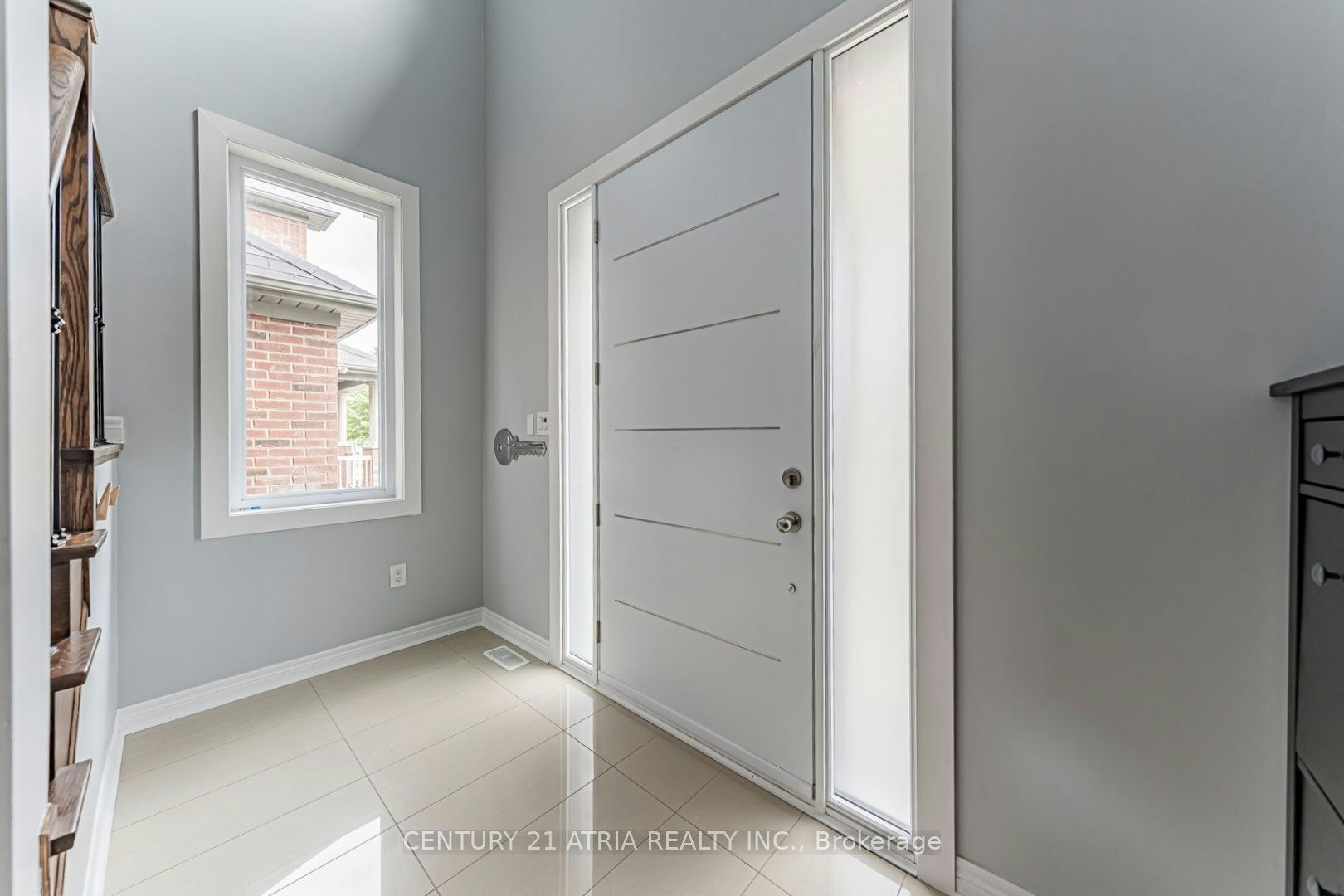 176 District Avenue, Vaughan, ON, L6A 0Y3 - 2