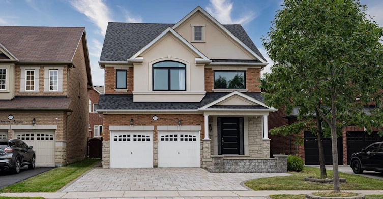 176 District Avenue, Vaughan, ON, L6A 0Y3