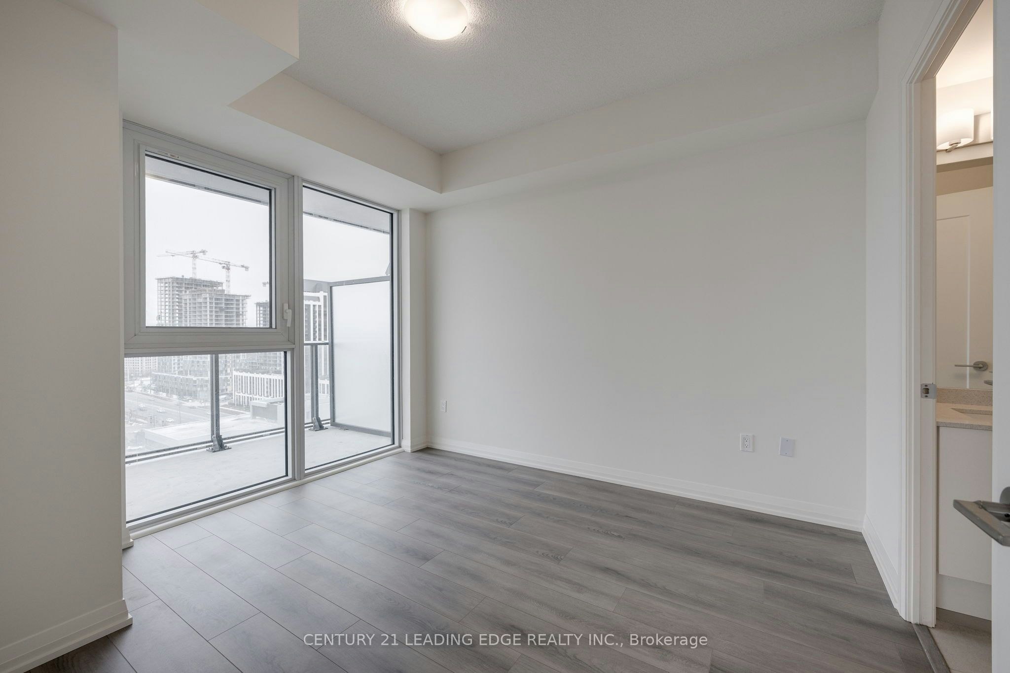 1521-9000 Jane Street, Vaughan, ON, L4K 0M6 - 10