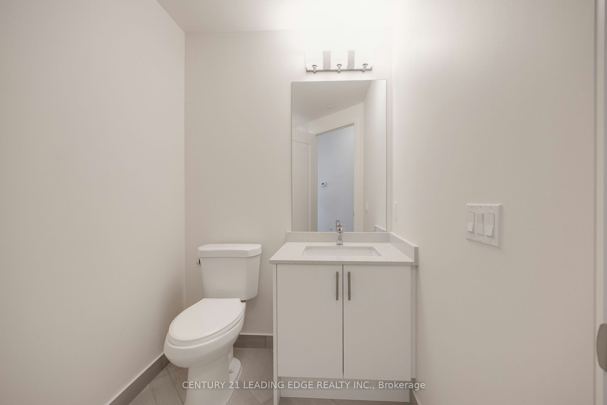 1521-9000 Jane Street, Vaughan, ON, L4K 0M6 - 19