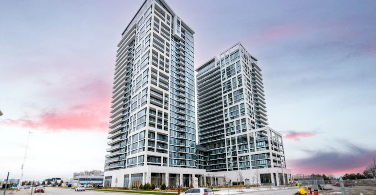 1521-9000 Jane Street, Vaughan, ON, L4K 0M6 - 30