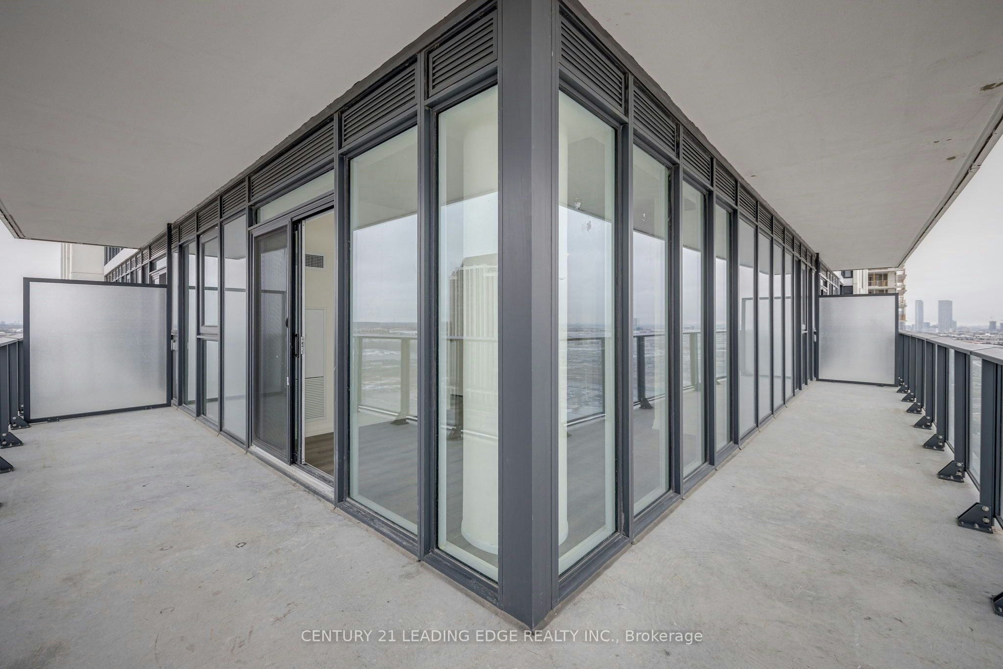 1521-9000 Jane Street, Vaughan, ON, L4K 0M6 - 24
