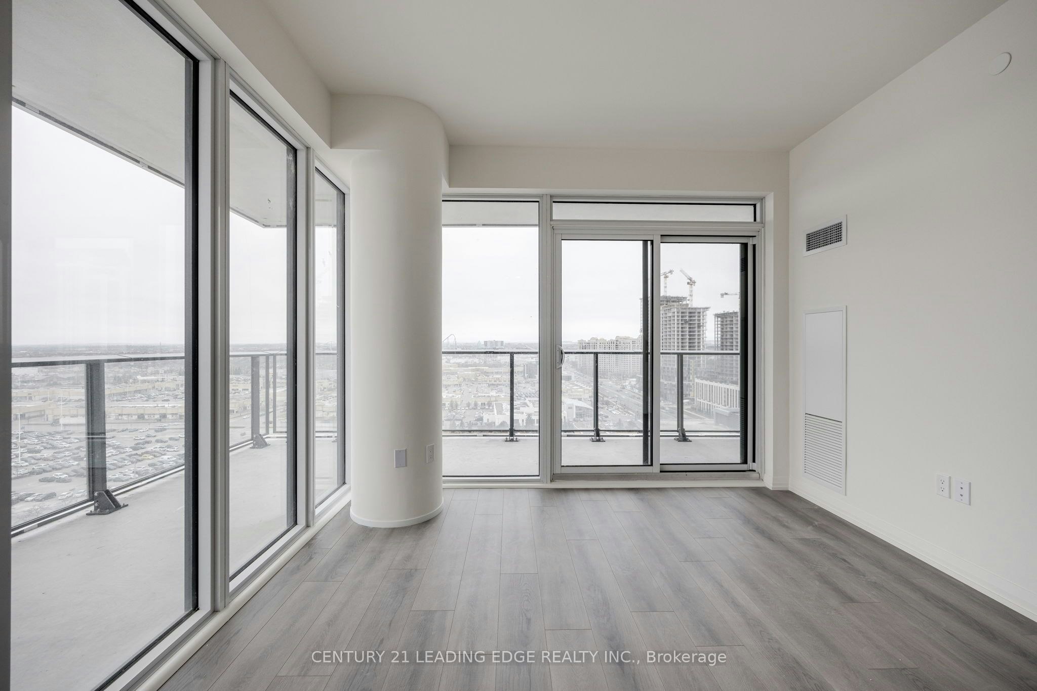 1521-9000 Jane Street, Vaughan, ON, L4K 0M6 - 8