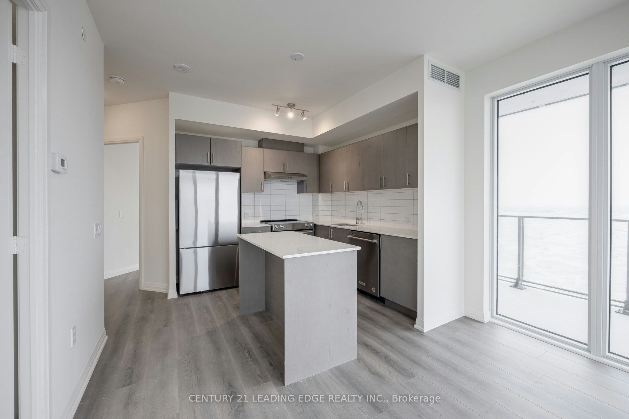 1521-9000 Jane Street, Vaughan, ON, L4K 0M6 - 3
