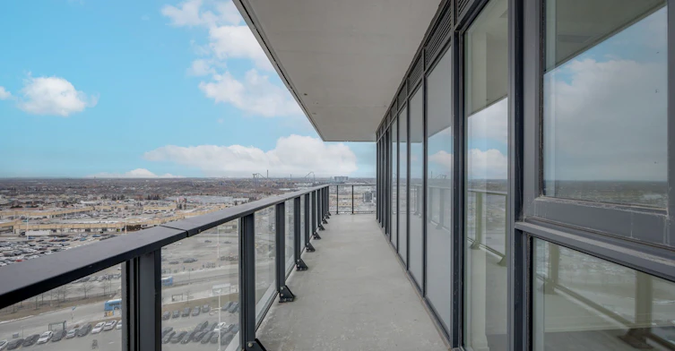 1521-9000 Jane Street, Vaughan, ON, L4K 0M6 - 26