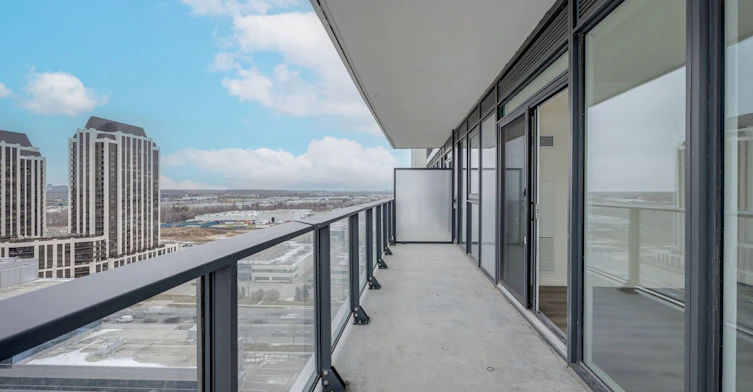 1521-9000 Jane Street, Vaughan, ON, L4K 0M6 - 23