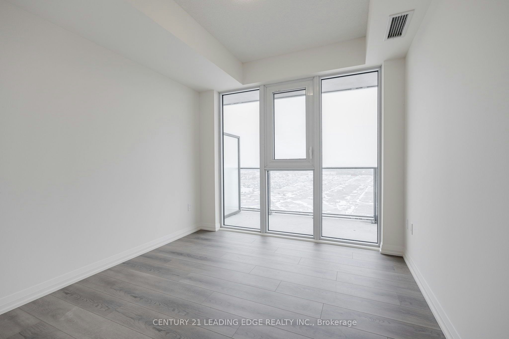 1521-9000 Jane Street, Vaughan, ON, L4K 0M6 - 16