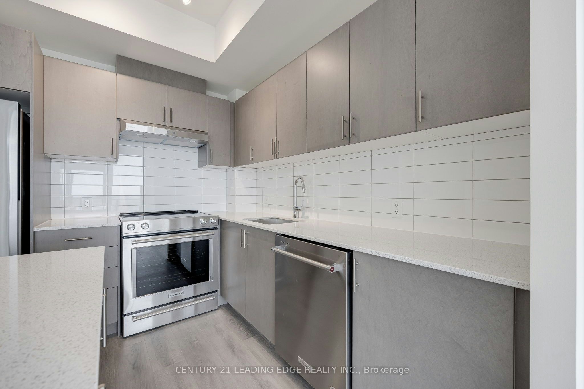 1521-9000 Jane Street, Vaughan, ON, L4K 0M6 - 5
