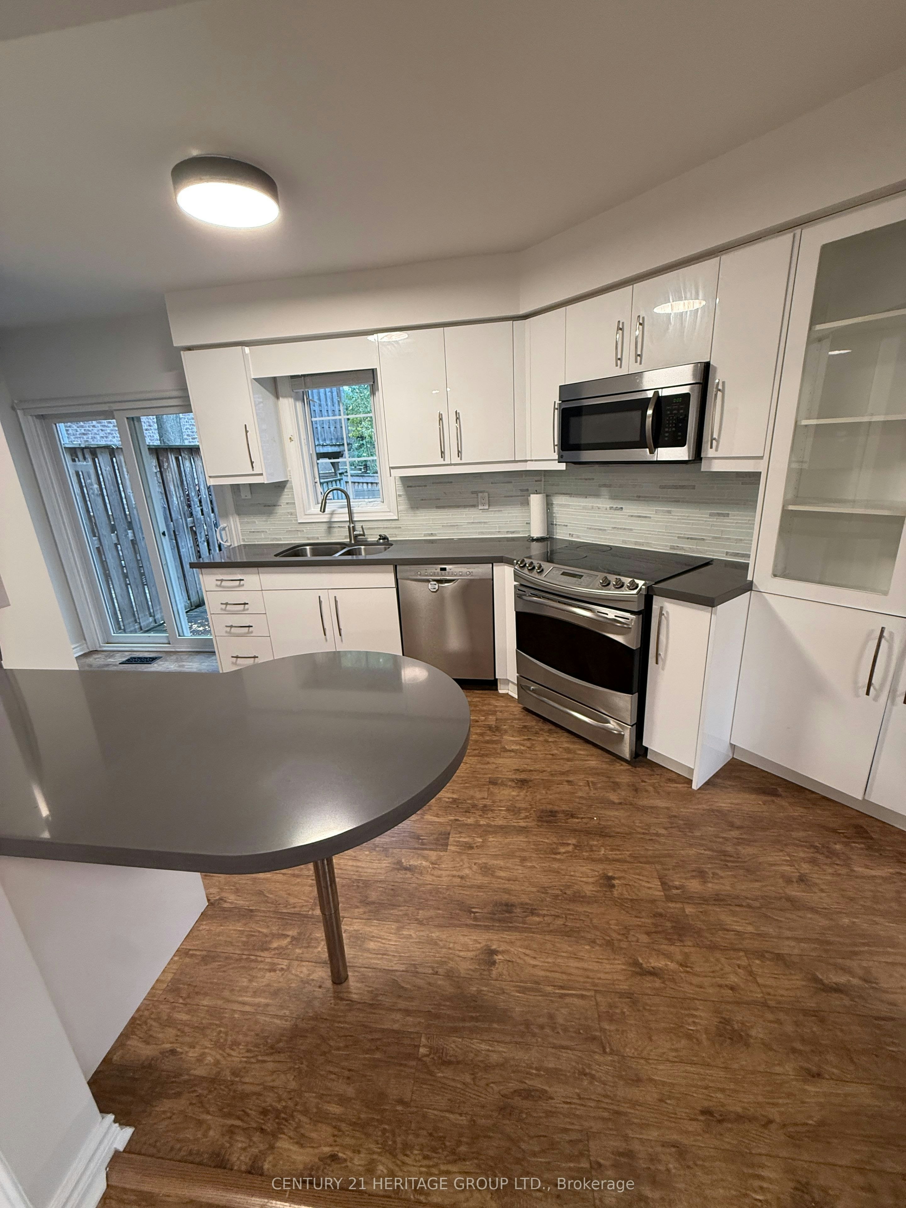 5-137 Hall Street, Richmond Hill, ON, L4C 4N9 - 18