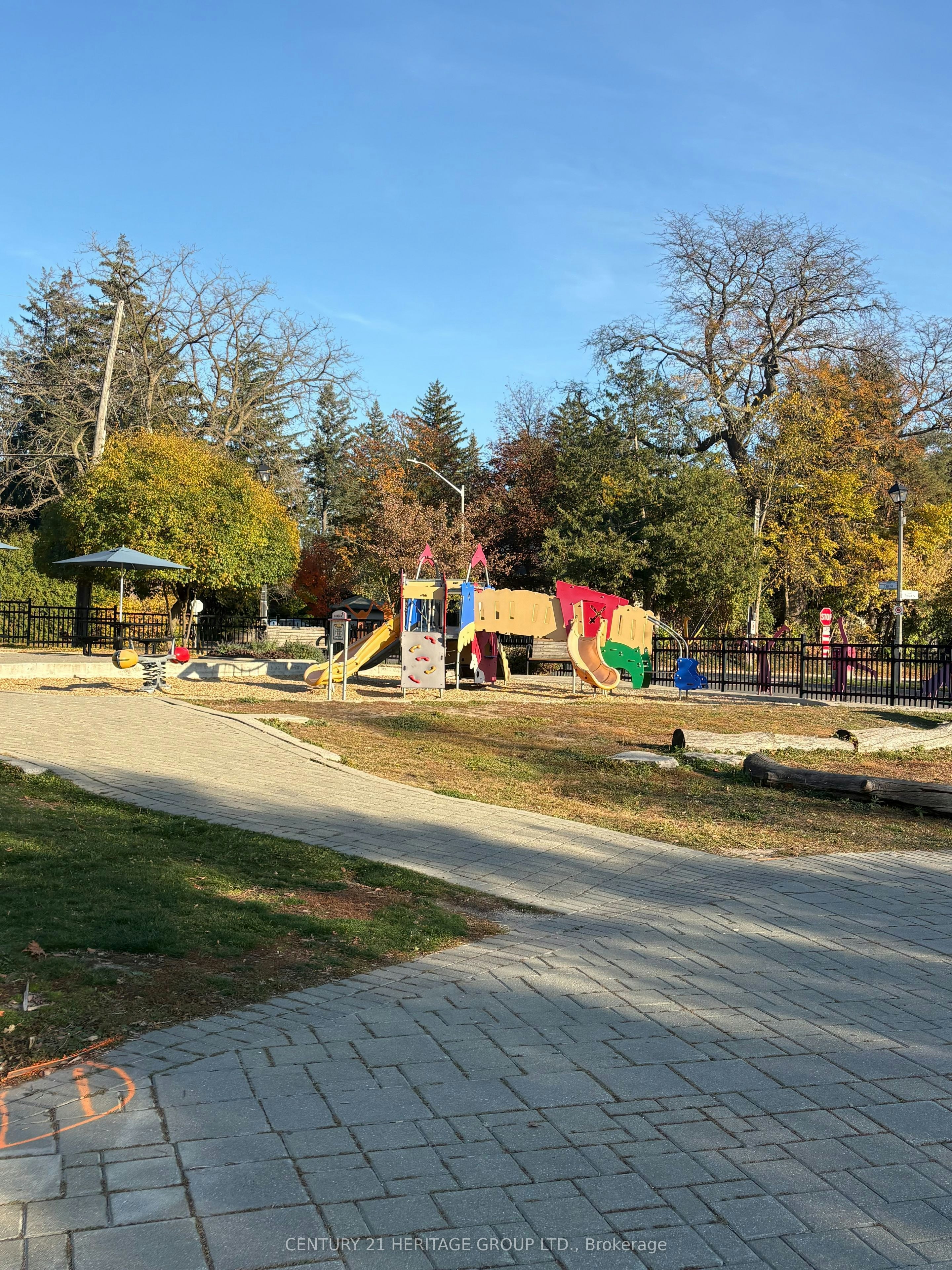 5-137 Hall Street, Richmond Hill, ON, L4C 4N9 - 29
