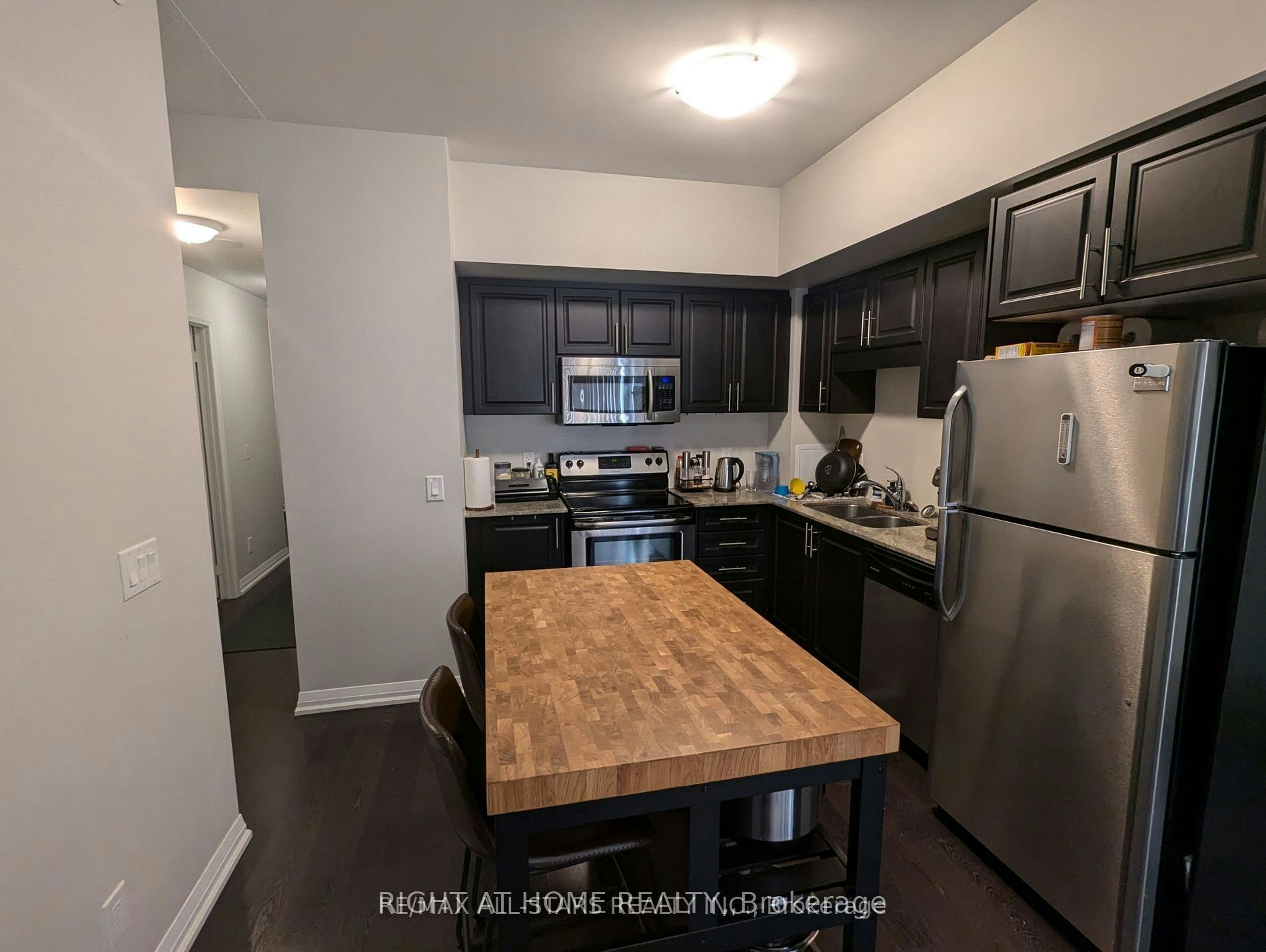 208-9500 Markham Road, Markham, ON, L6E 0N6 - 2