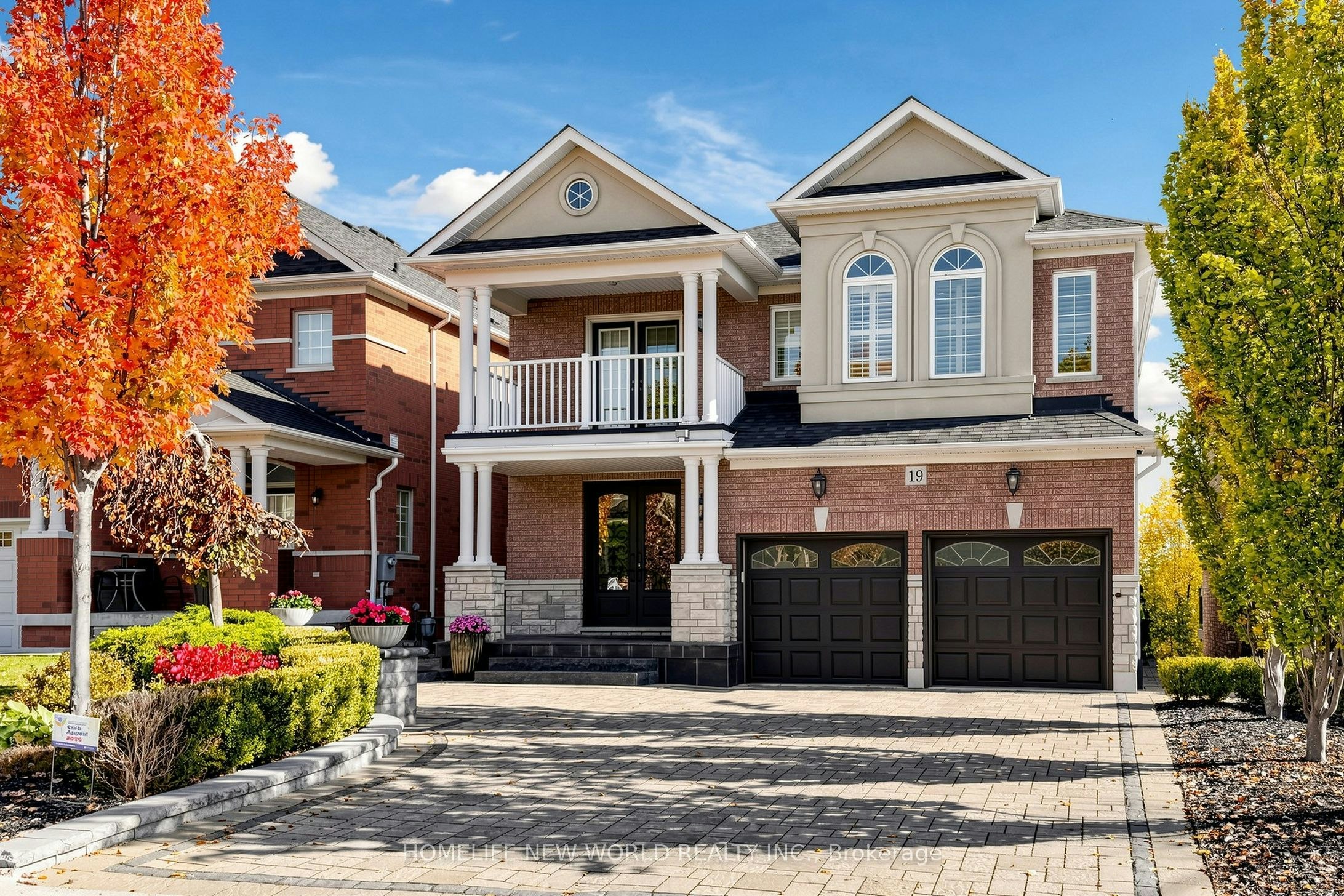 19 Featherwood Drive, Vaughan, ON, L6A 0S3