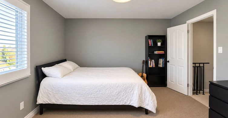 930 Comfort Lane E, Newmarket, ON, L3X 1V7 - 3