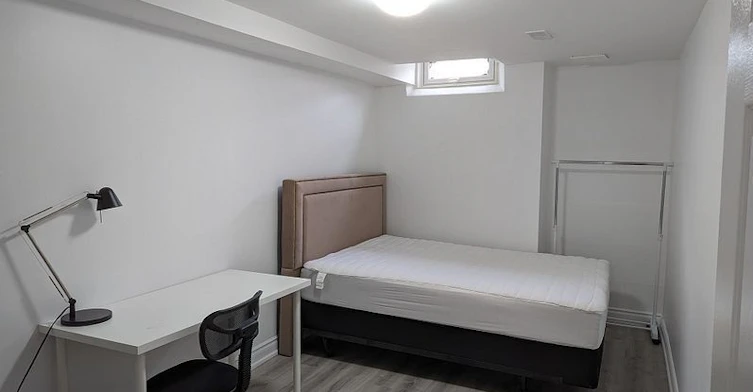 Lower-8 Queen Isabella Crescent, Vaughan, ON, L6A 3J7 - 8