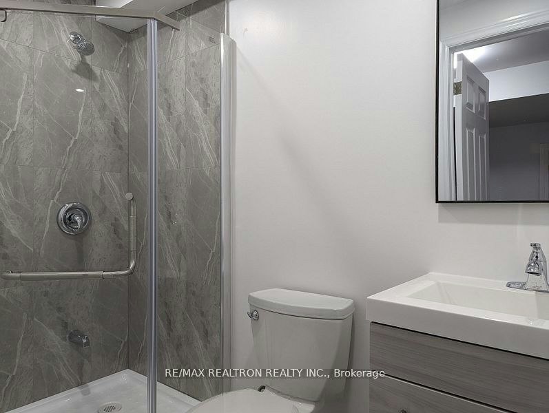 Lower-8 Queen Isabella Crescent, Vaughan, ON, L6A 3J7 - 13