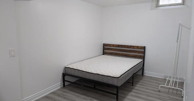Lower-8 Queen Isabella Crescent, Vaughan, ON, L6A 3J7 - 10
